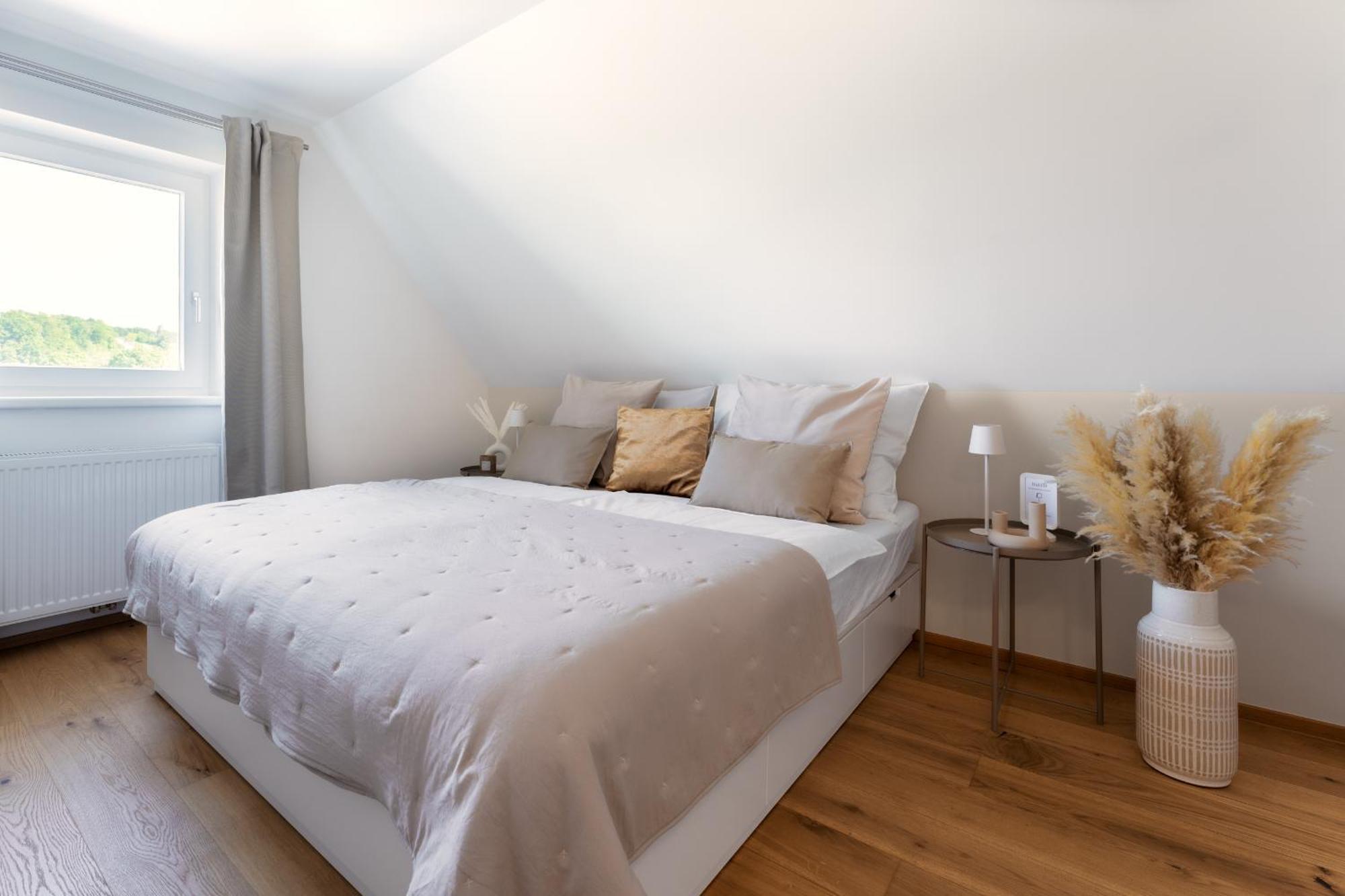 Platschberg Urban Hideaway - Stilvolles Ferienhaus Mit Pool An Der Weinstrasse Berghausen Værelse billede