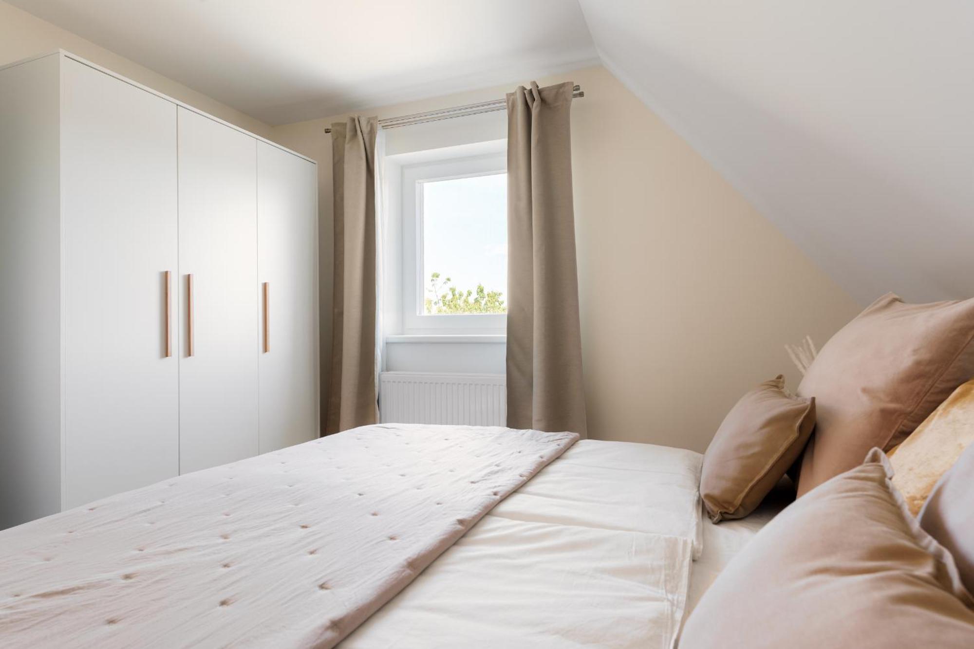 Platschberg Urban Hideaway - Stilvolles Ferienhaus Mit Pool An Der Weinstrasse Berghausen Værelse billede